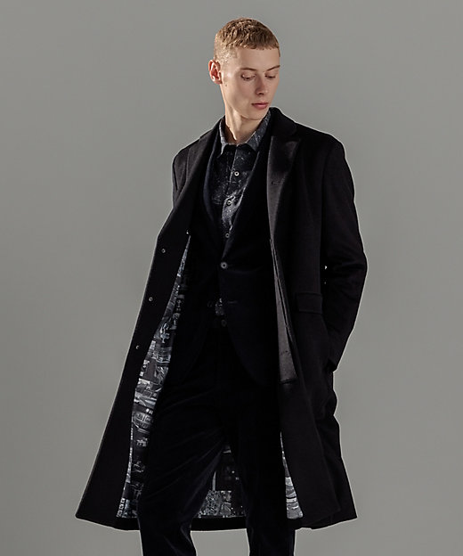 グロッシーウール チェスターコート ＜裏地：フォトコラージュプリント