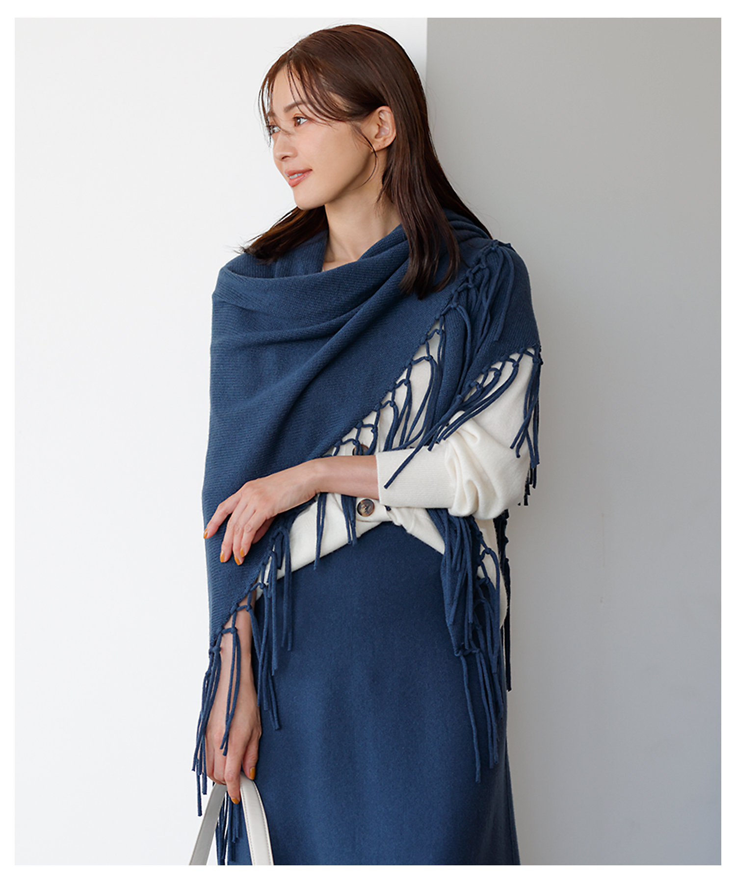 お値下げ中 MHL. トライアングルストール 毛100% 未使用 MHL