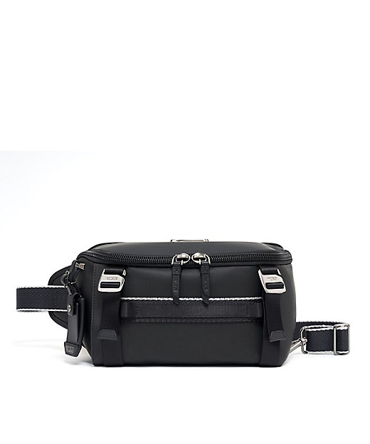 プラトーン」スリング（0232799） | TUMI/トゥミ | 三越伊勢丹