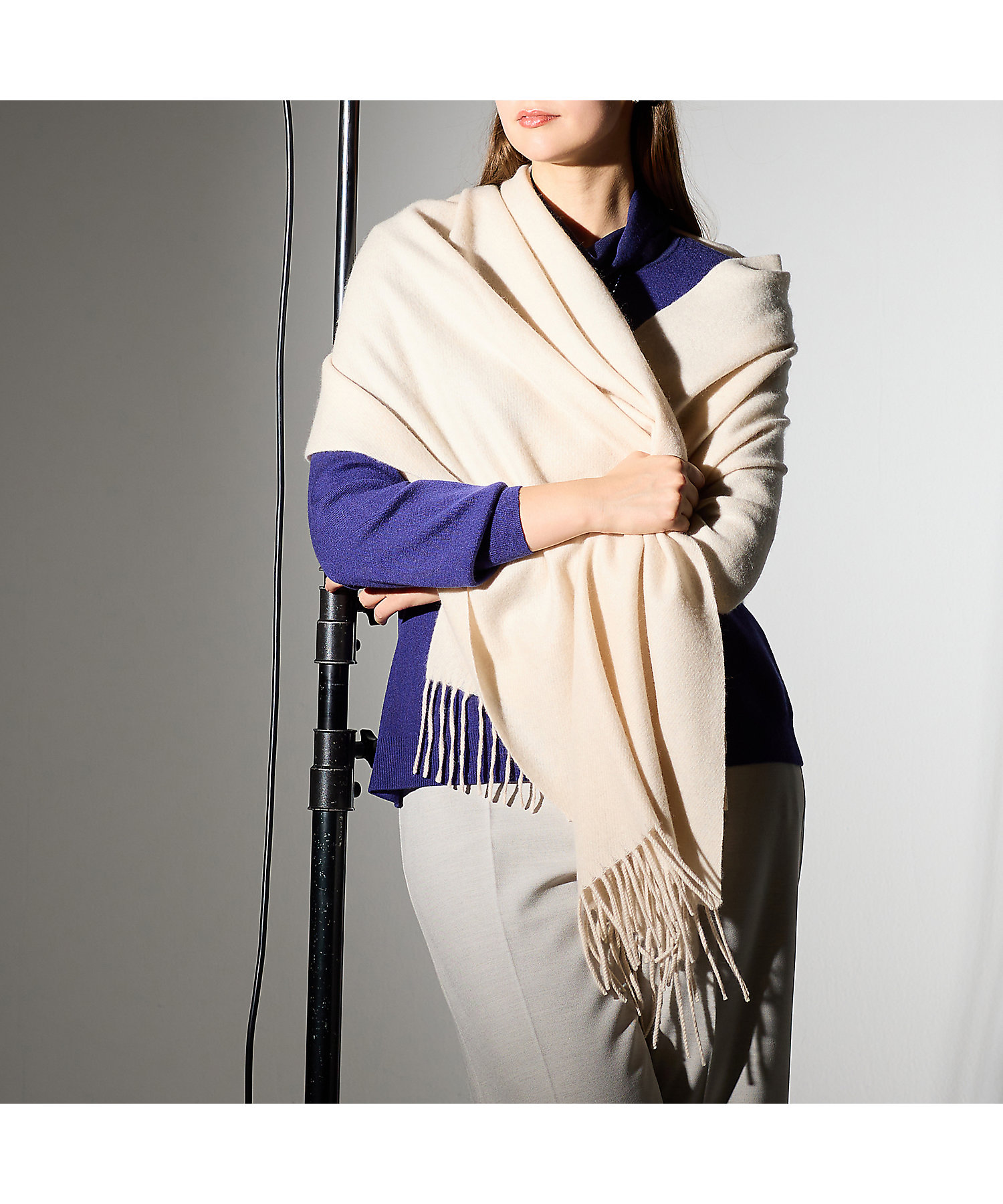 美品 レリアン ストール、ショール カシミヤ・シルク 66cm×170cm