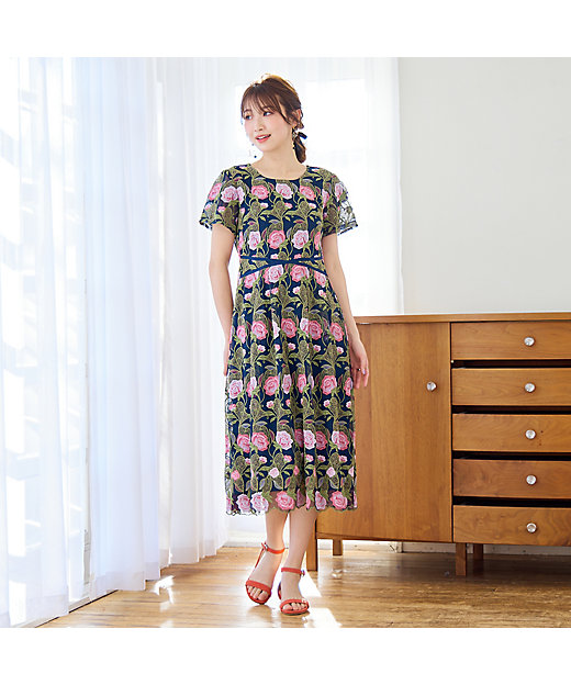 ローズチュール刺繍ワンピース（51012505） | Rose Tiara