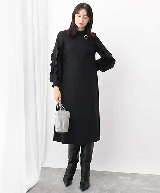 サテンジョーゼットプリーツフリルスリーブワンピース／洗える | MK