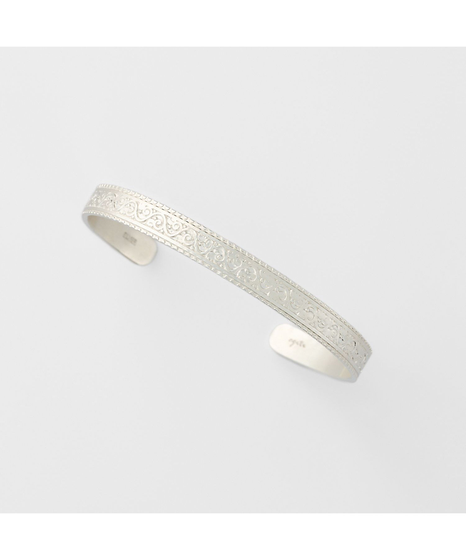 希少】agete アガット シルバー925バングル男女兼用パンチング