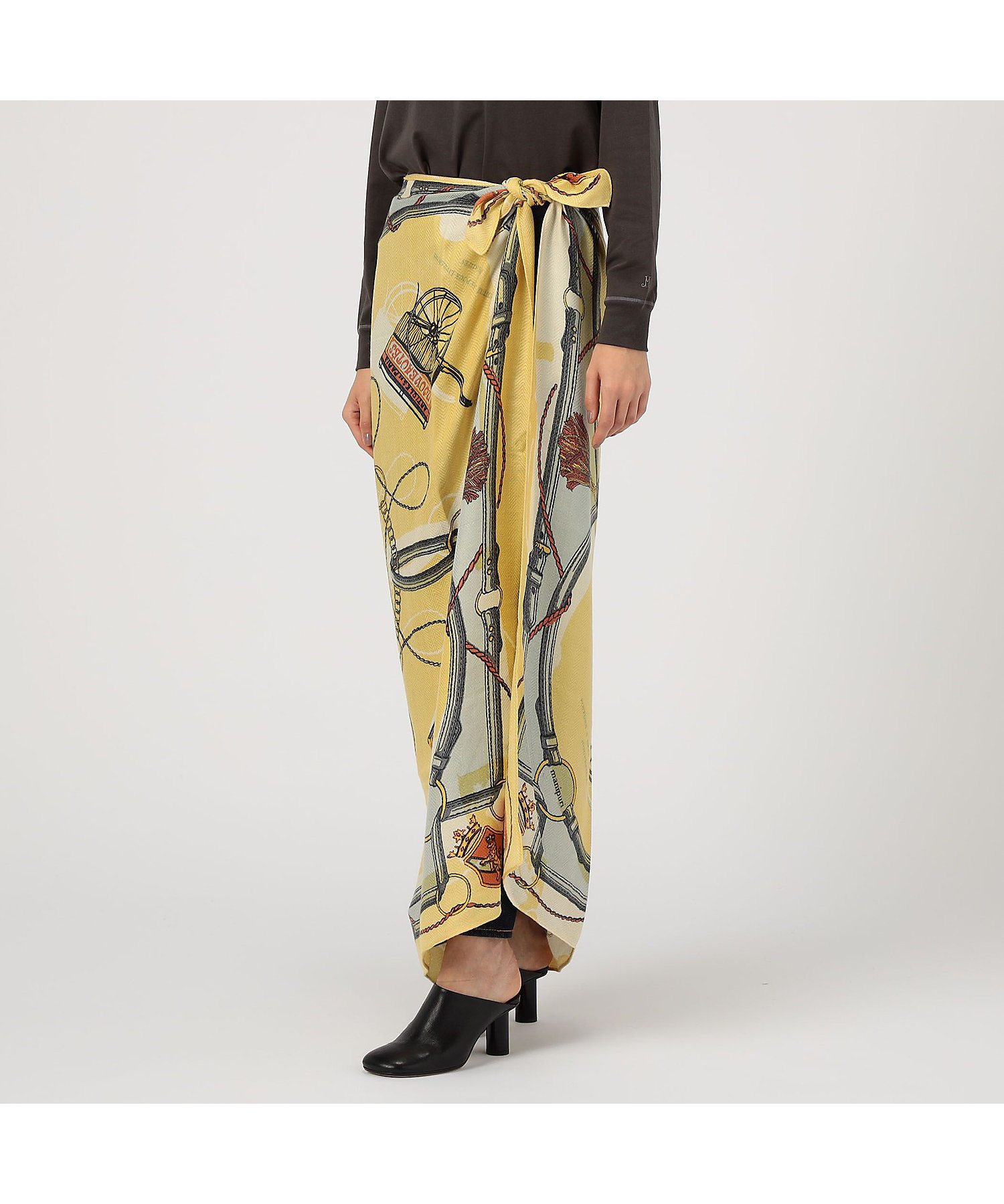 NYLON シューヤ マサヒロ コラボスカーフ ひろ☆ (@haphiro) / Posts