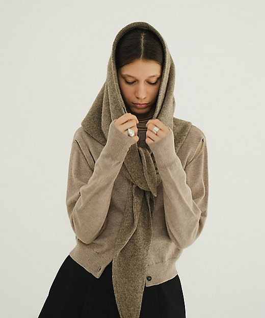 YAK KNIT TRIANGULAR STOLE 19136ー