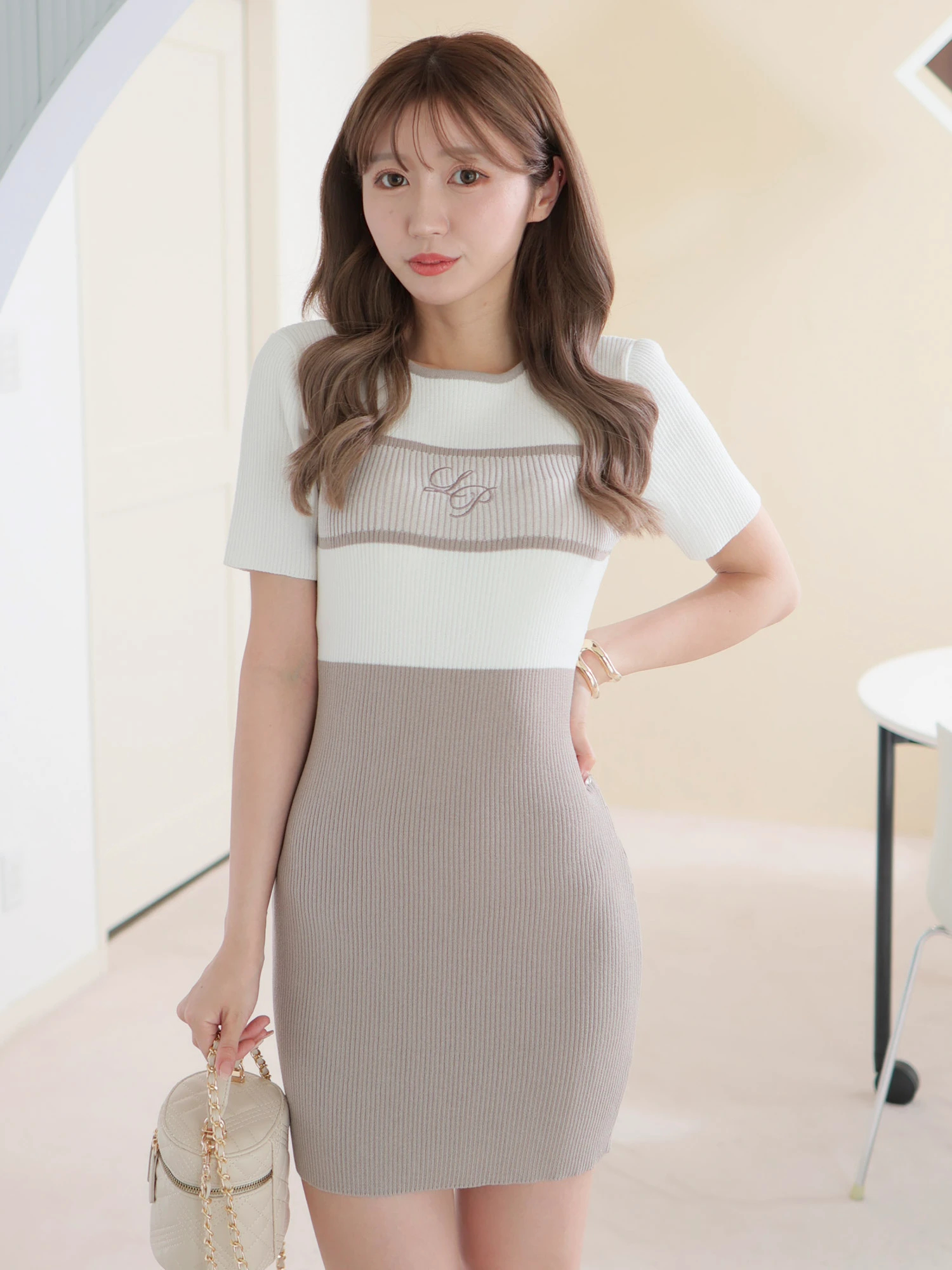 LIP SERVICE（リップサービス）｜ LPバイカラーリブニットワンピース