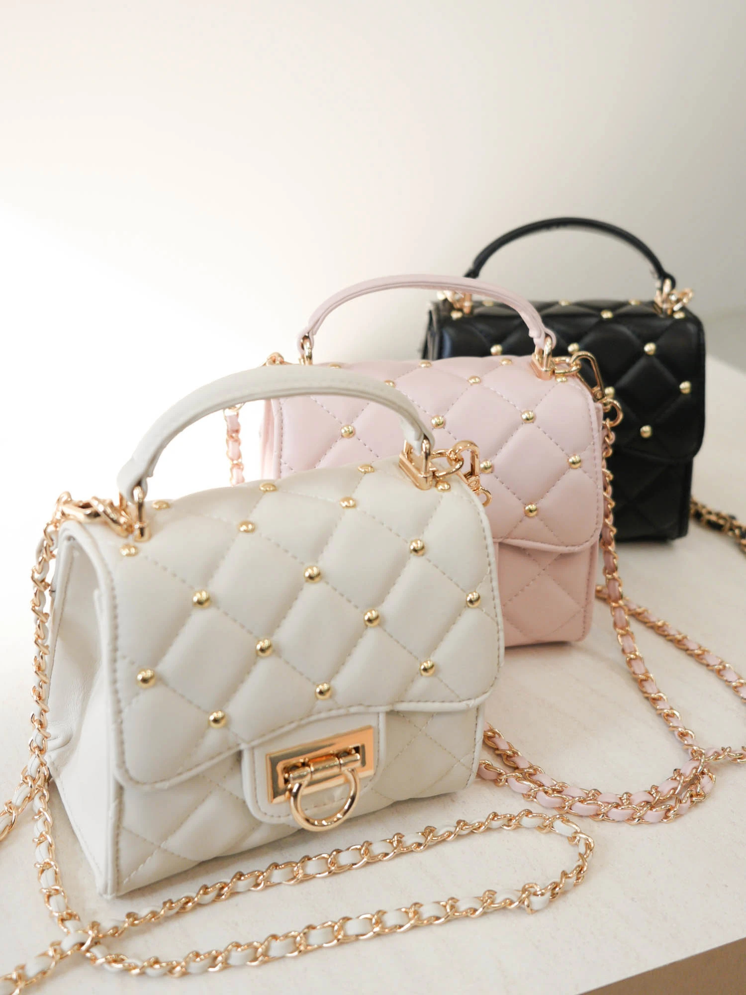 LIP SERVICE（リップサービス）｜ キルティングスタッズミニバッグ