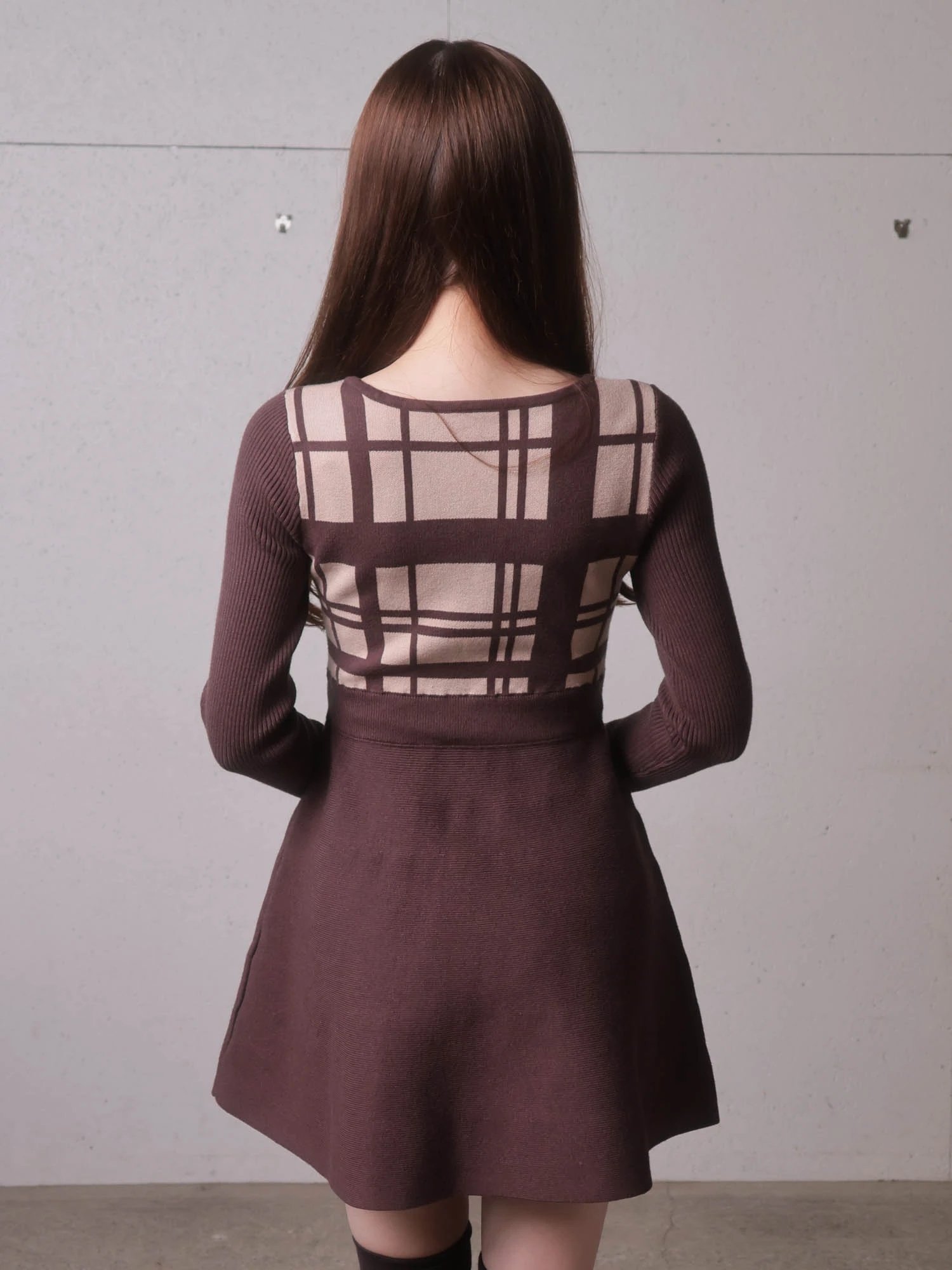 LIP SERVICE（リップサービス）｜ LPチェックフレアニットワンピース