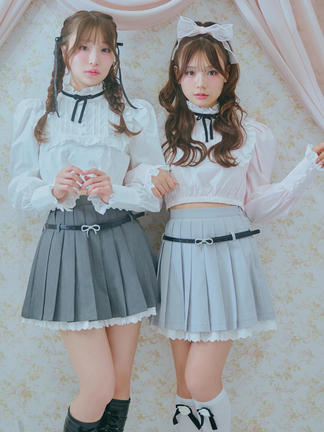 タックフリルブラウス - Me roir(ミーロワール)のシャツ・ブラウス