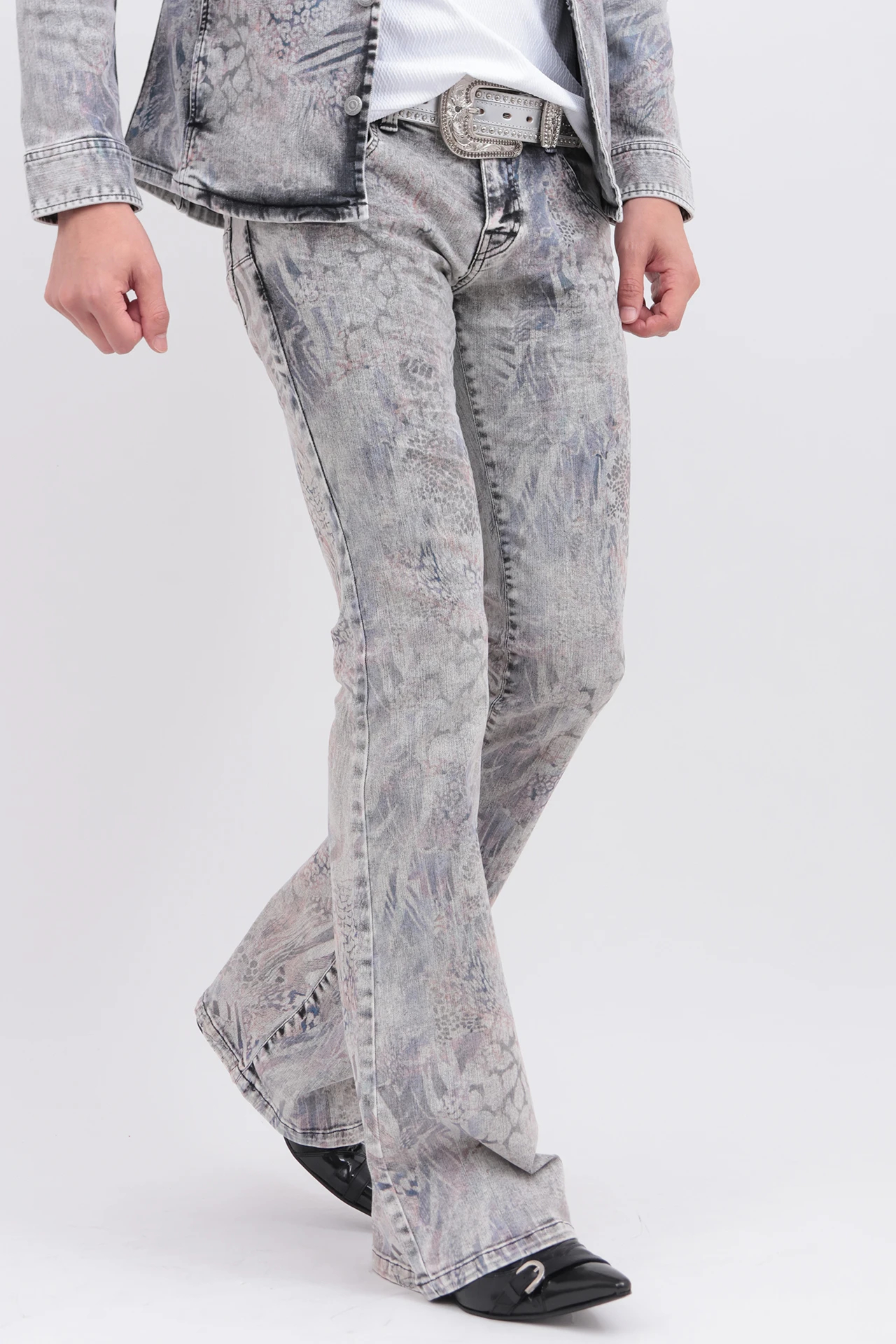 ｱﾆﾏﾙｲﾝｸｼﾞｪｯﾄﾍﾞﾙﾎﾞﾄﾑ / TORNADO MART（トルネードマート）のカジュアル