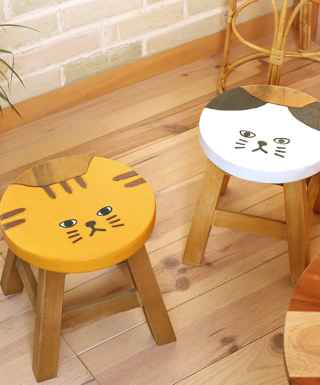 ラウンドスツール ネコ【WEB限定】 / 椅子・スツール | エスニック