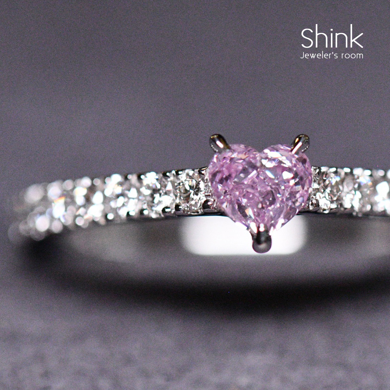ピンクダイヤモンドリング‐0.23ct, Fancy Intense Purple Pink, SI-2