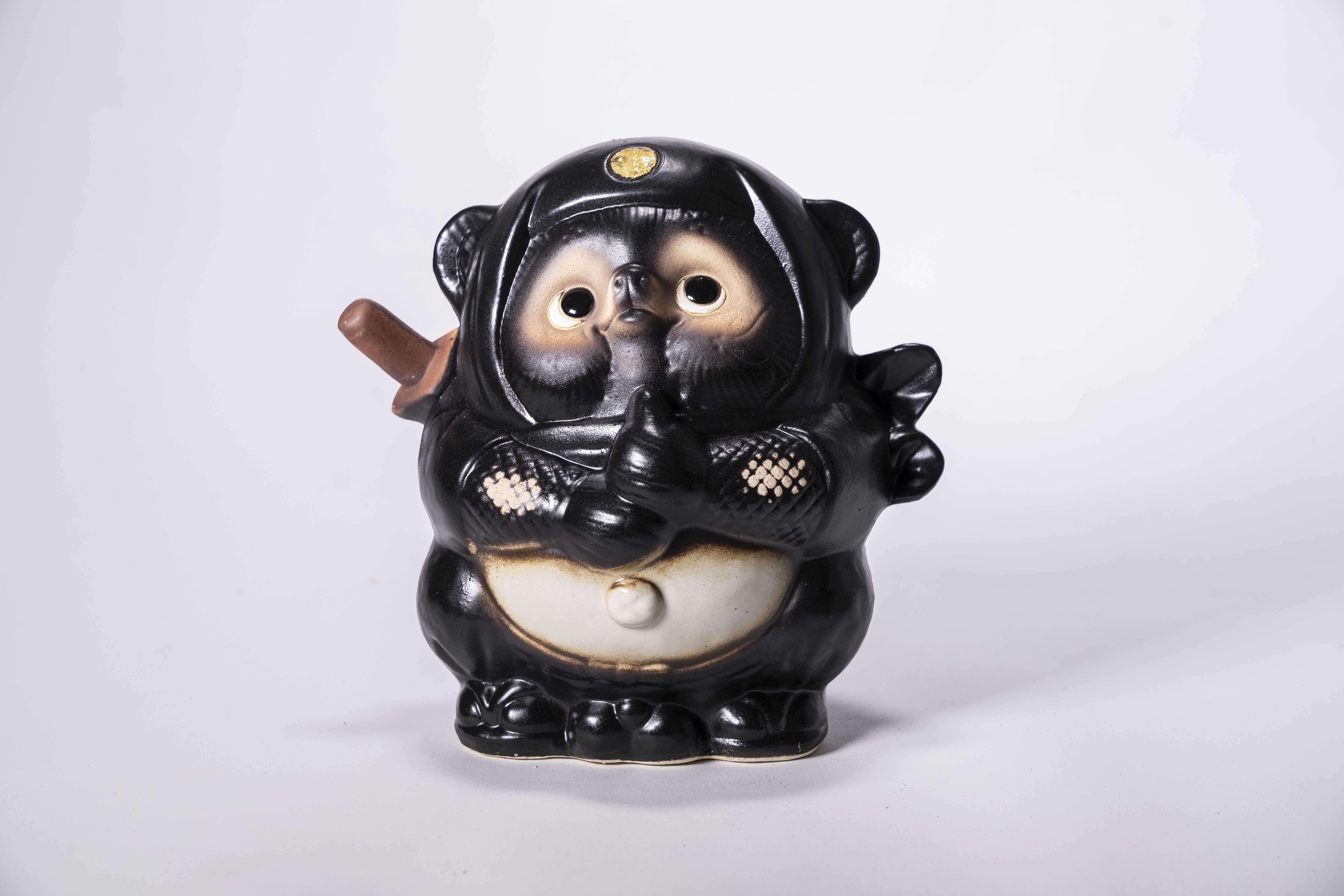 Ninja Tanuki “Doron” – Shigaraki ware KAMA