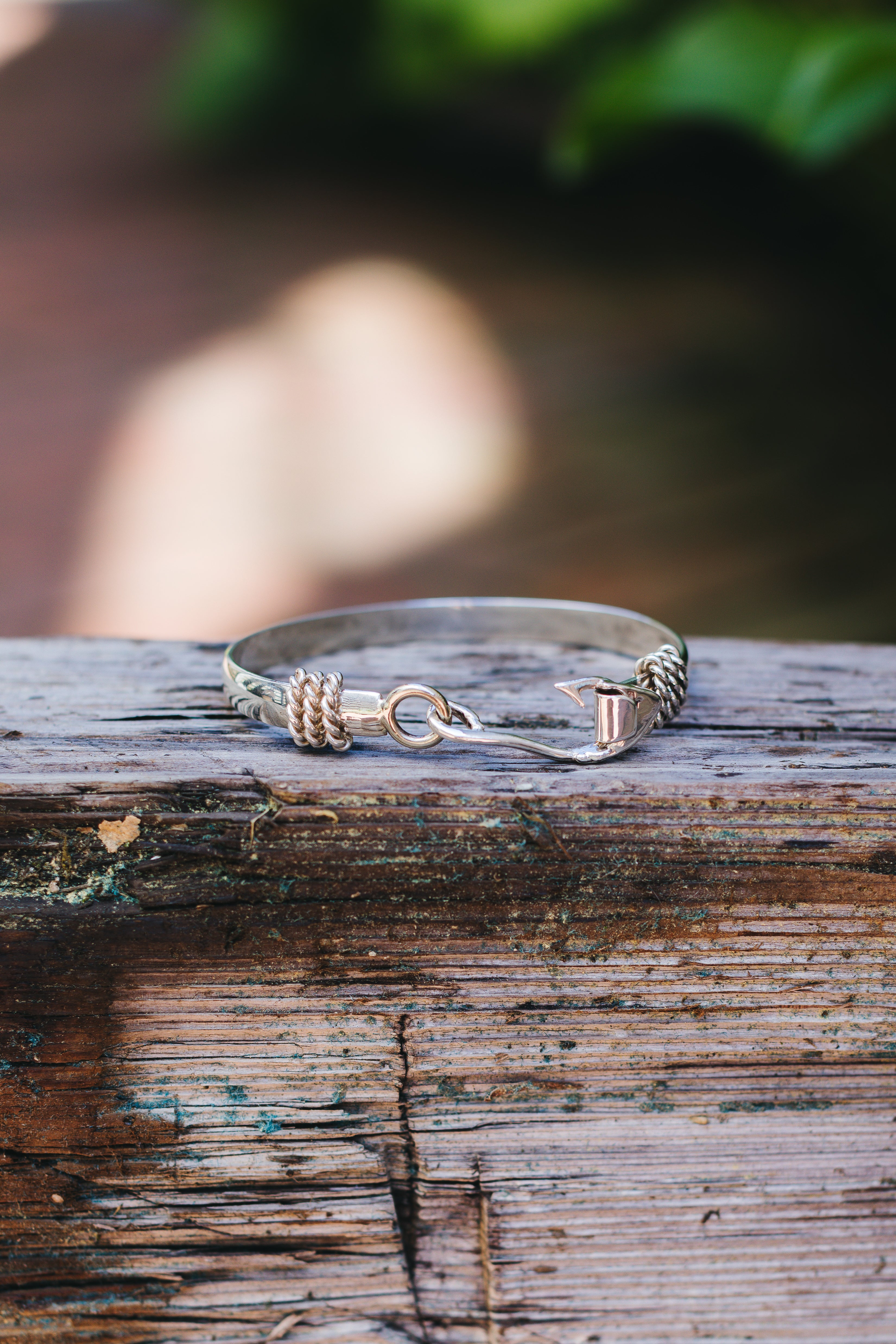 Nantucket Hook Bangle - Sterling Silver | Jewel In the Sea