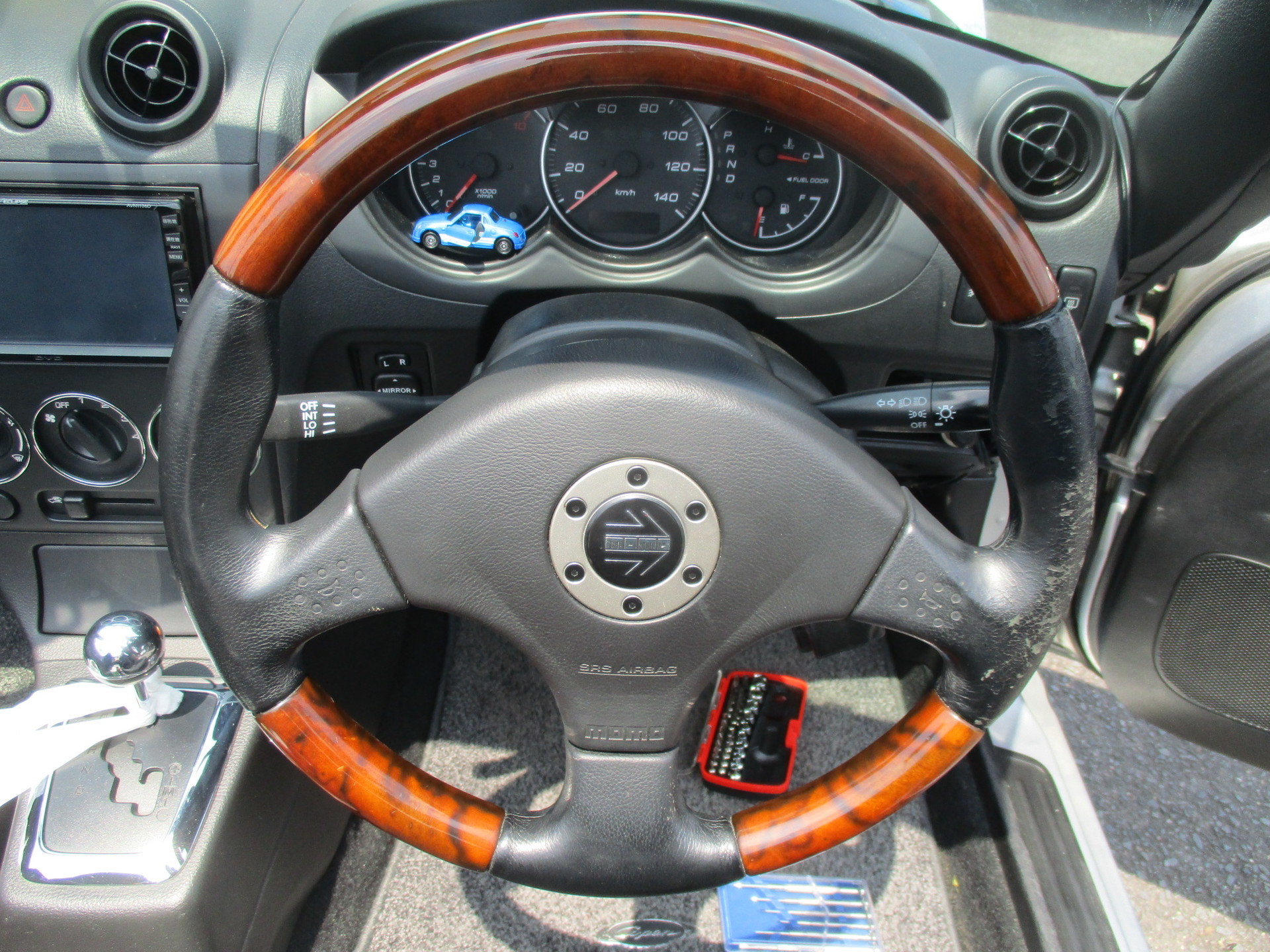 L880Kコペンのステアリングを純正MOMOステのウッドコンビに交換してみ