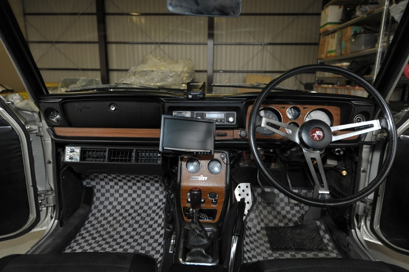 日産スカイラインGT−R（ハコスカPGC10）【イオタガレージ】