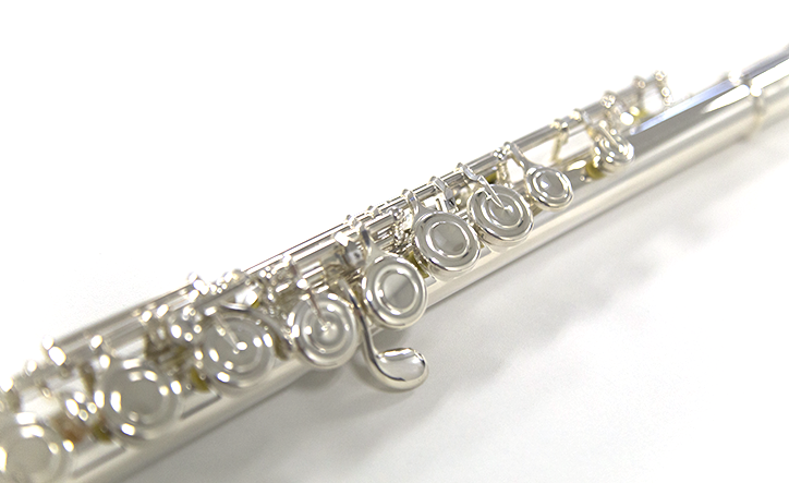 装いも新たに！フルート入門者のための新スタンダードシリーズが登場