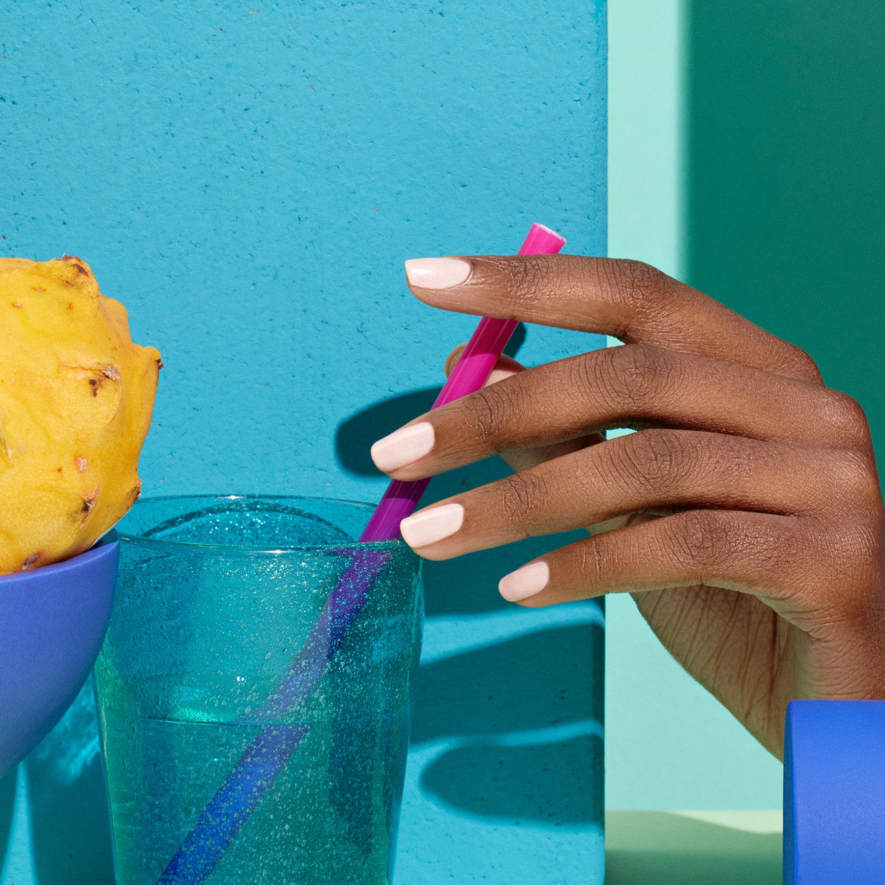 manucurist green（マニキュリスト グリーン） ナチュラル ネイル