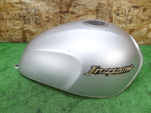 イナズマ400(GK7BA-102)◇ガソリンタンク 燃料 タンクキャップ – 中古