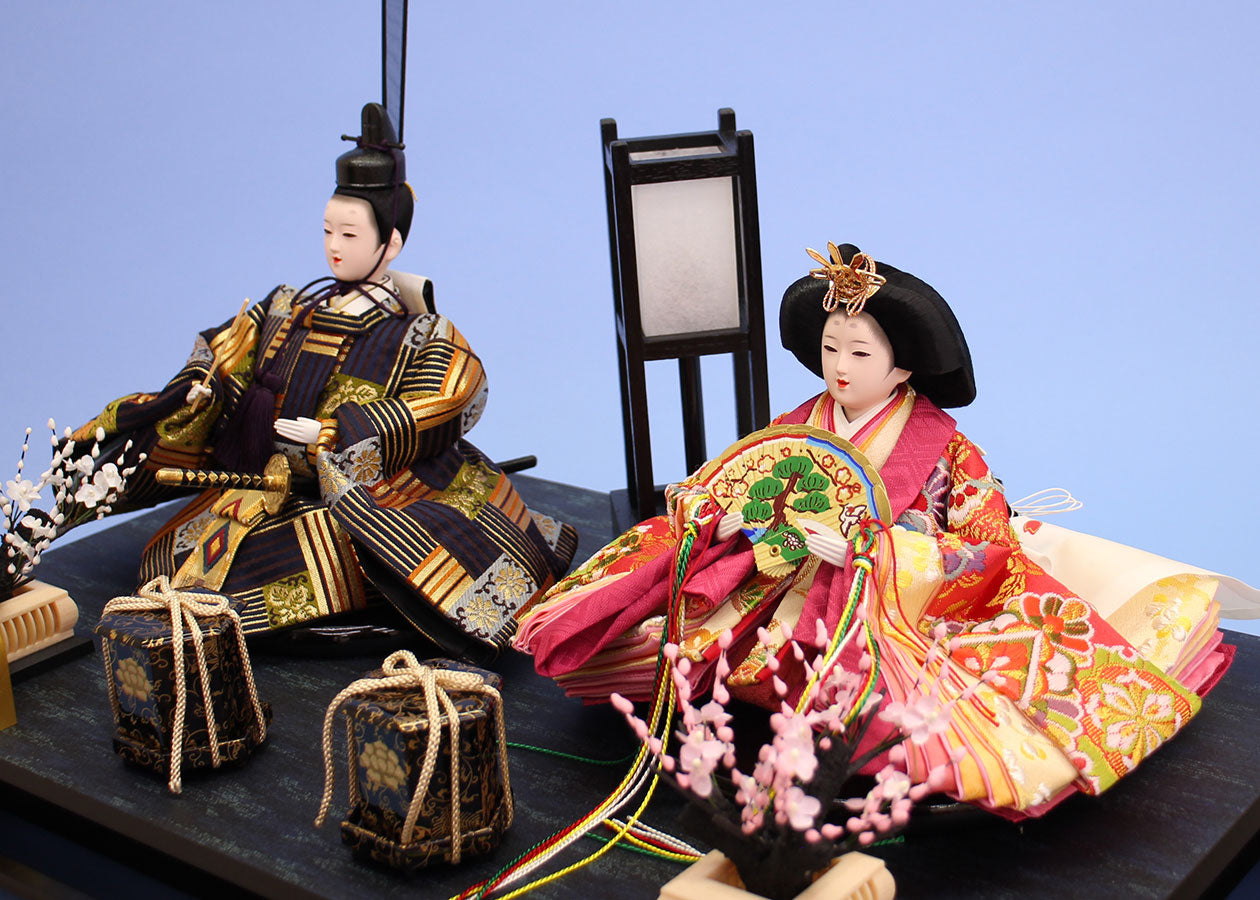 雛人形 ケース飾り 二人 幅58cm｜ガラスケース固定型 六角 艶消し黒 三