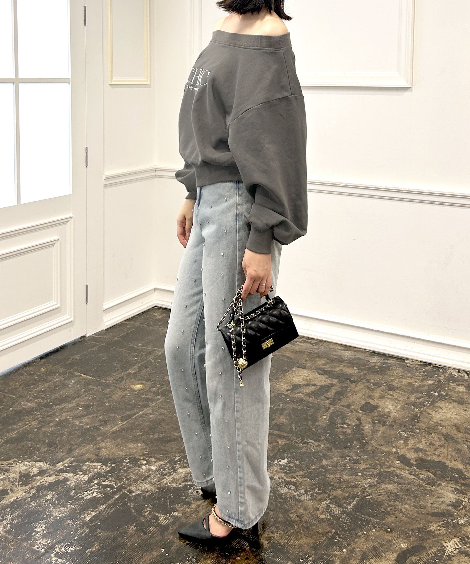 CHICオフショルダースウェットトップス JB24503 | レディース