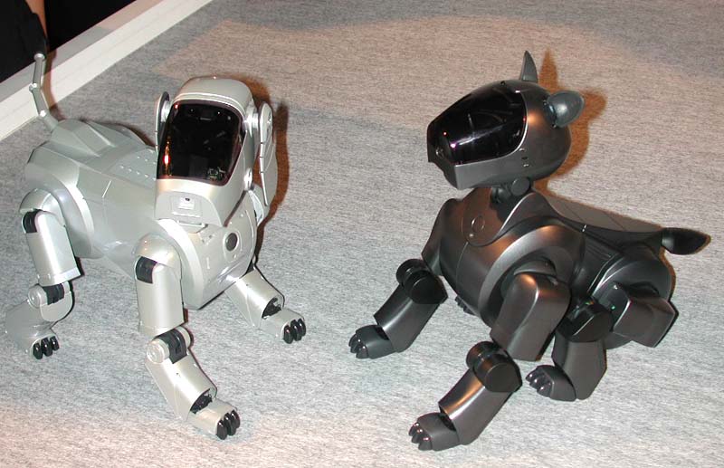 2代目アイボ誕生、無線通信が可能に