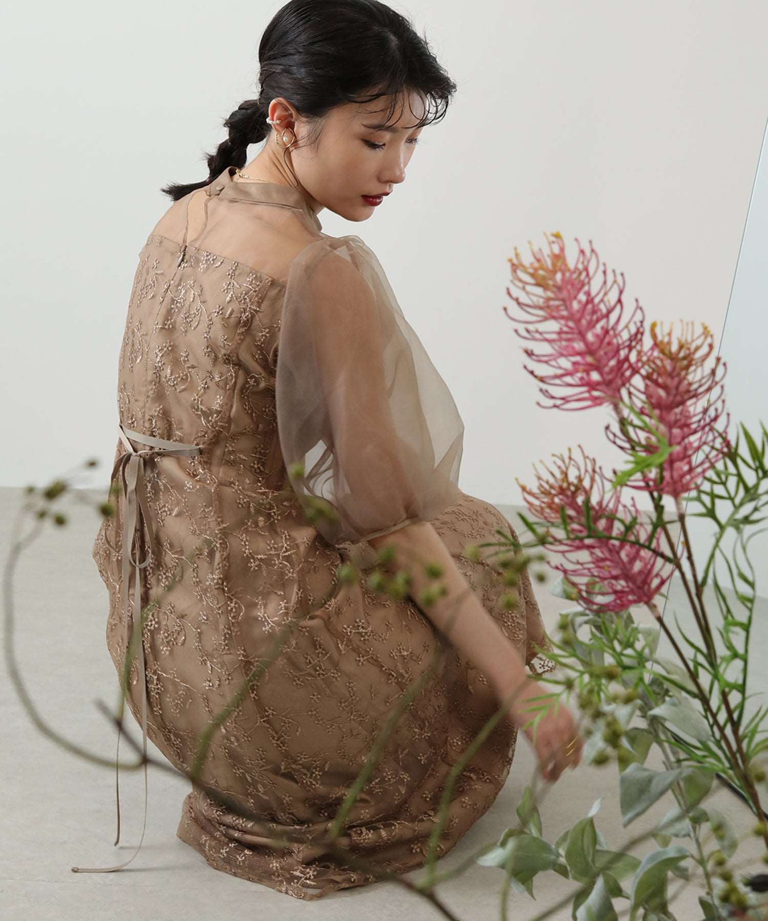 シアー素材 ボリューム袖 レース オケージョン ドレス