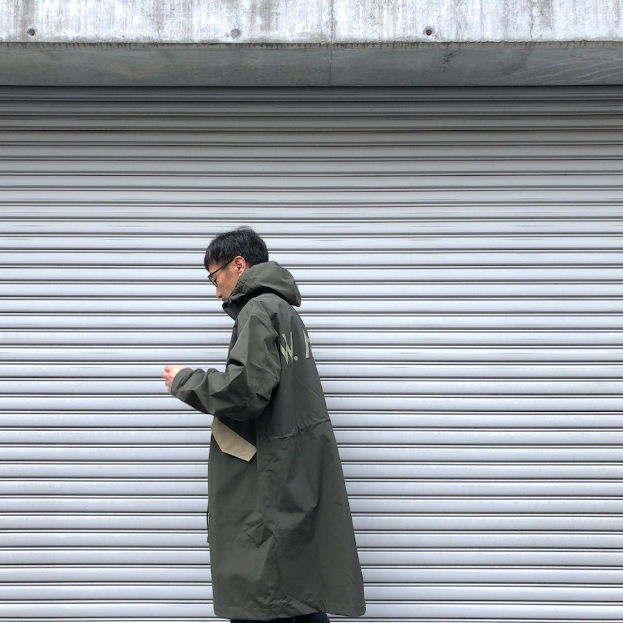 WHITE MOUNTAINEERING ホワイトマウンテニアリング W.M.B.C. x KiU 3
