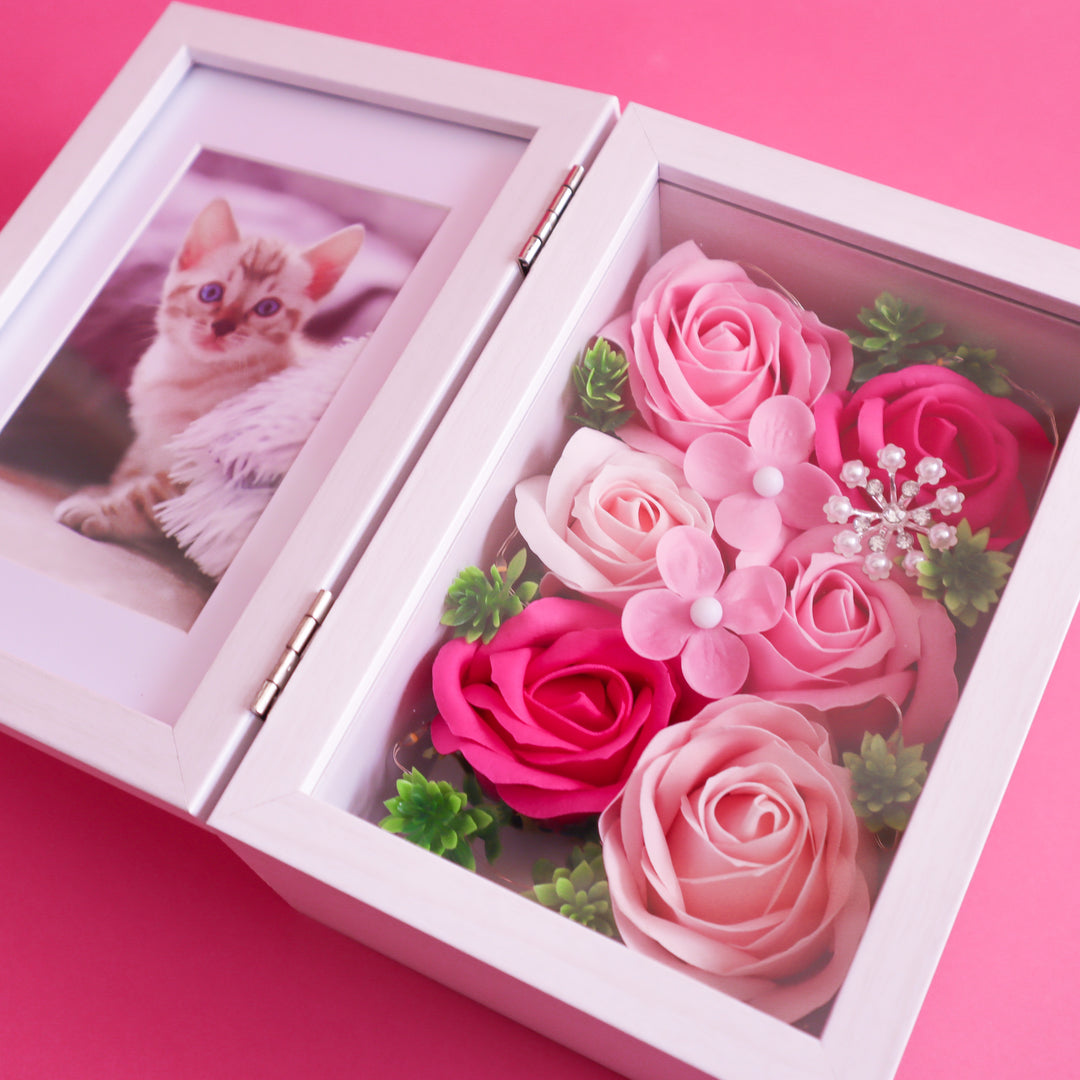 ご予約ヴィンテージピンク薔薇薫るフォトフレームハンドペイント飾り