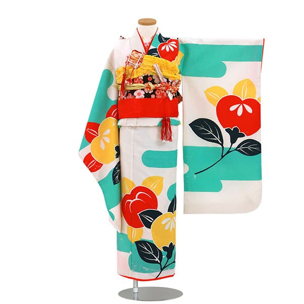アイボリー地に橘とエ霞の着物／七五三・七歳女の子 | 宅配着物