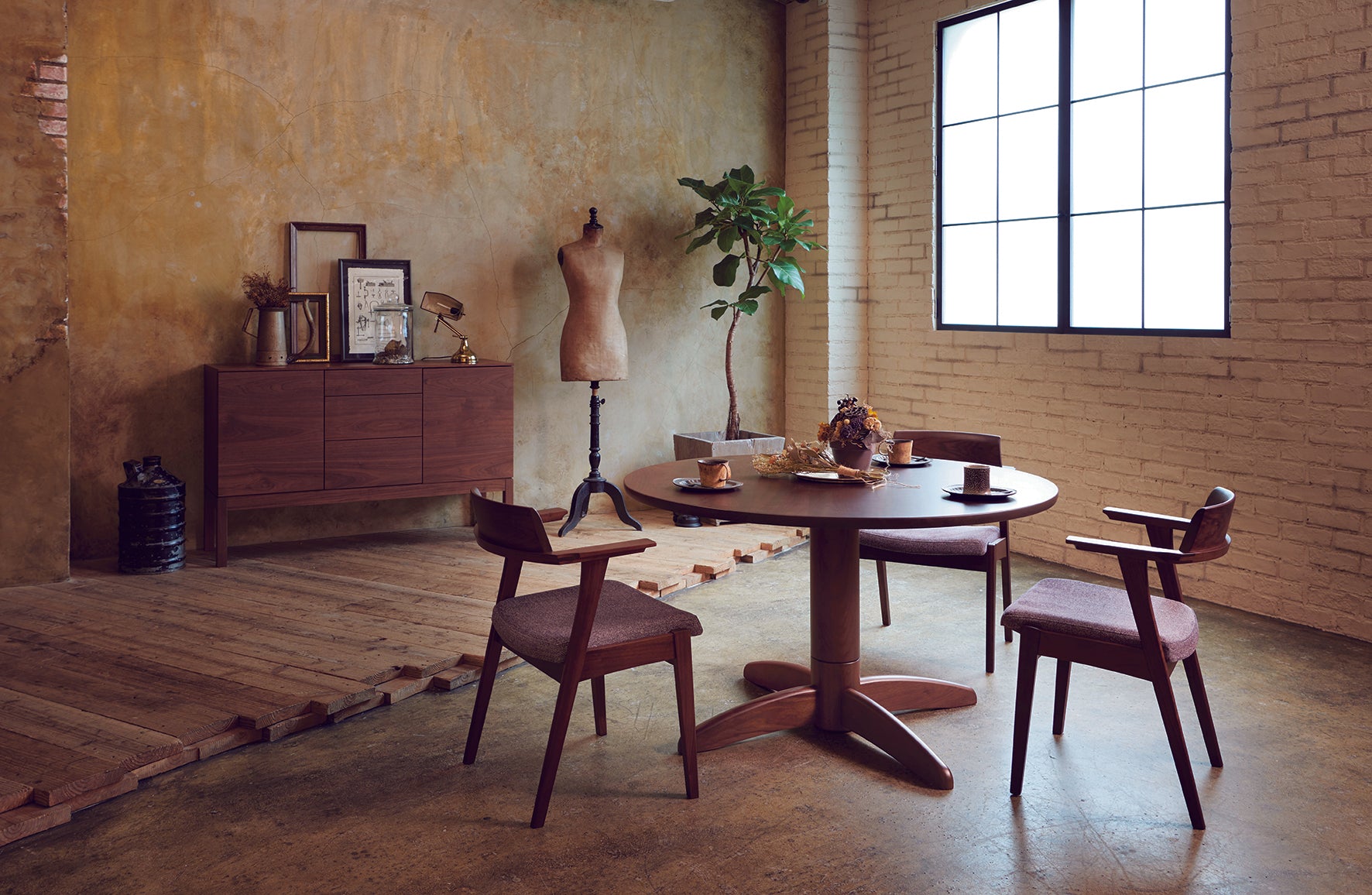 WILDERNESSダイニング① – 柏木工株式会社オンラインストア