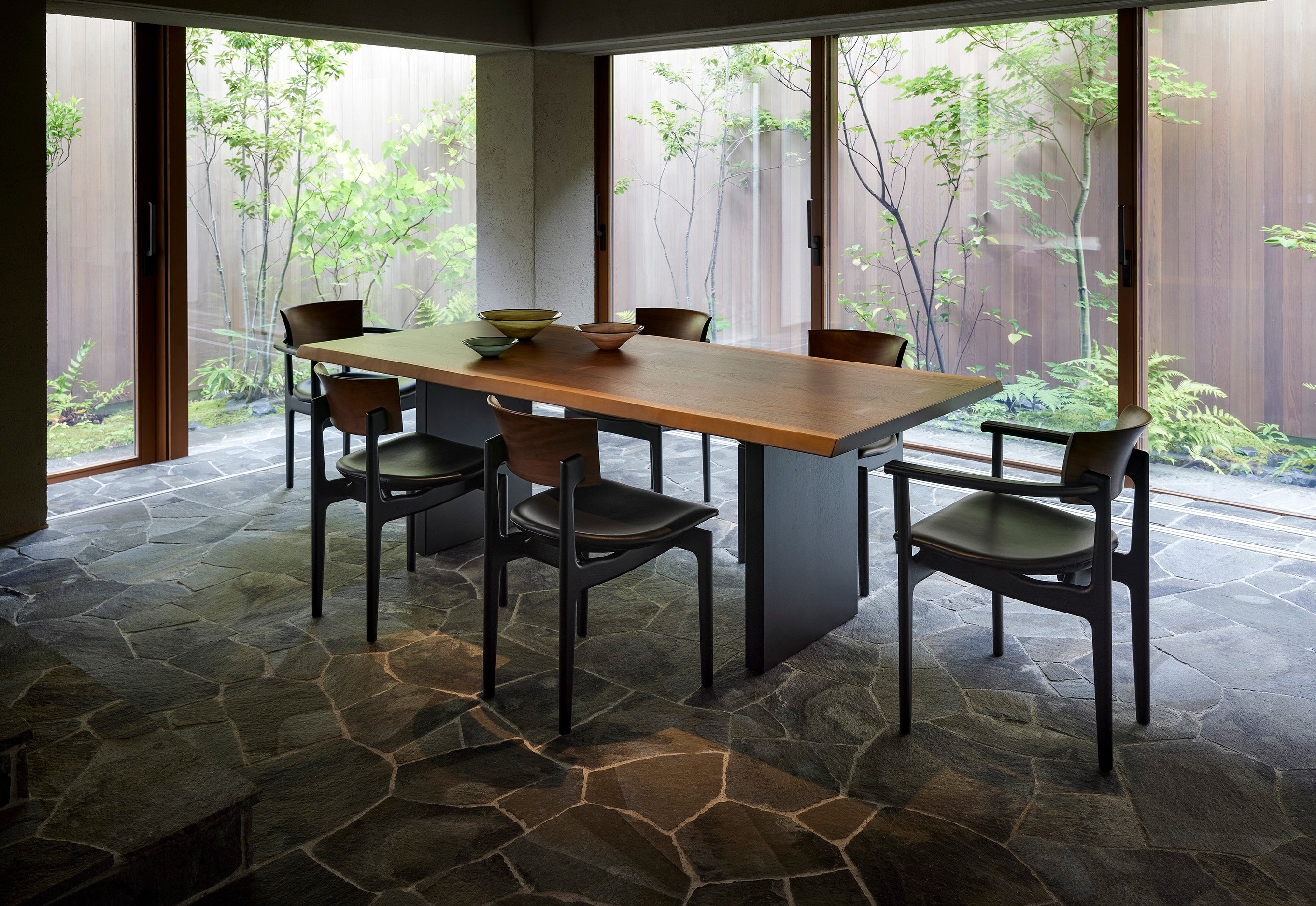 WILDERNESSダイニング① – 柏木工株式会社オンラインストア