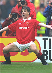 正規品 マンチェスター・ユナイテッド マーク・ヒューズ ユニフォーム