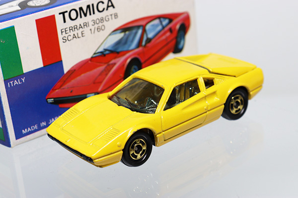 ミニカーショップ ケンボックス トミカ 青箱☆F35☆フェラーリ308GTB
