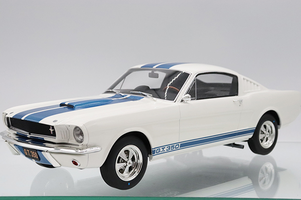 ミニカーショップ ケンボックス 1/12・1/18スケールモデルフォード