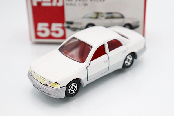 ミニカーショップ ケンボックス トミカ 赤箱☆55☆トヨタクラウン