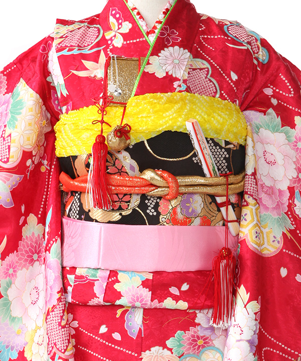 七五三(七歳女の子)着物レンタル｜赤に牡丹と蝶柄着物×黒作り帯｜W-G-7