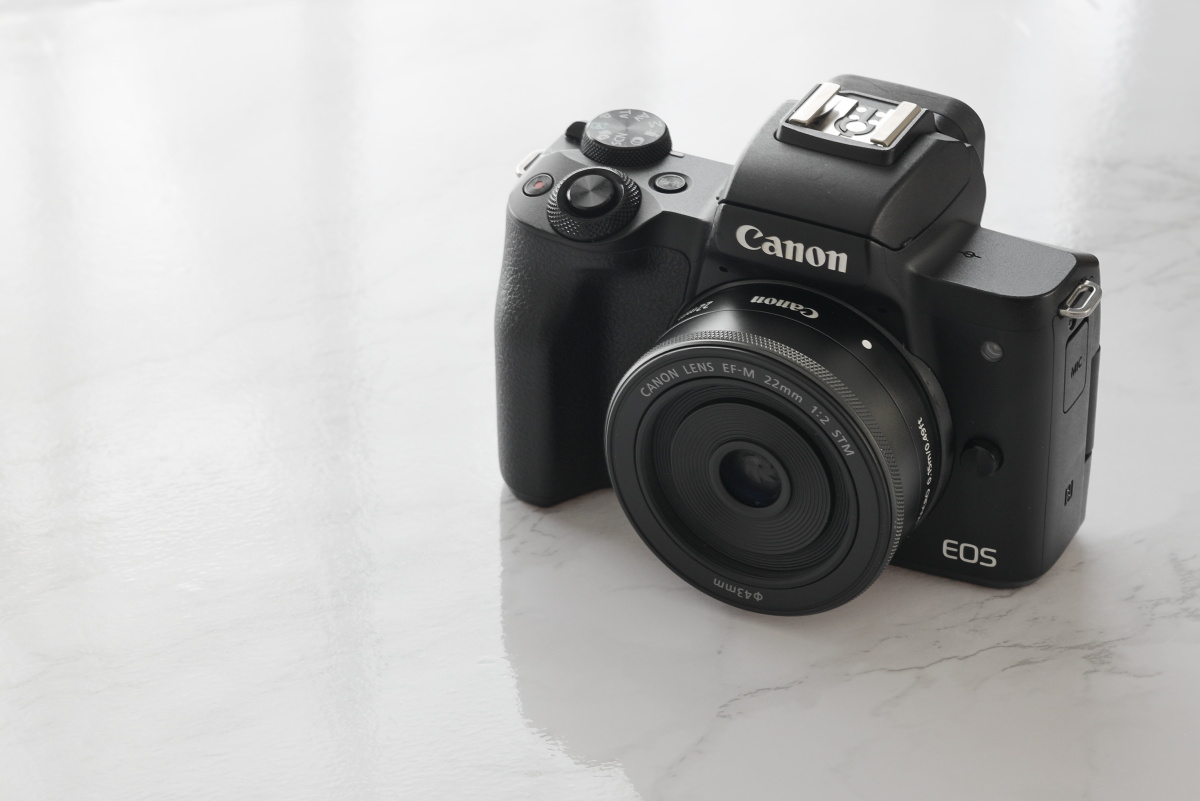 EF-M22mm F2 STM 暮らしに寄り添うパンケーキレンズレビュー | 神戸