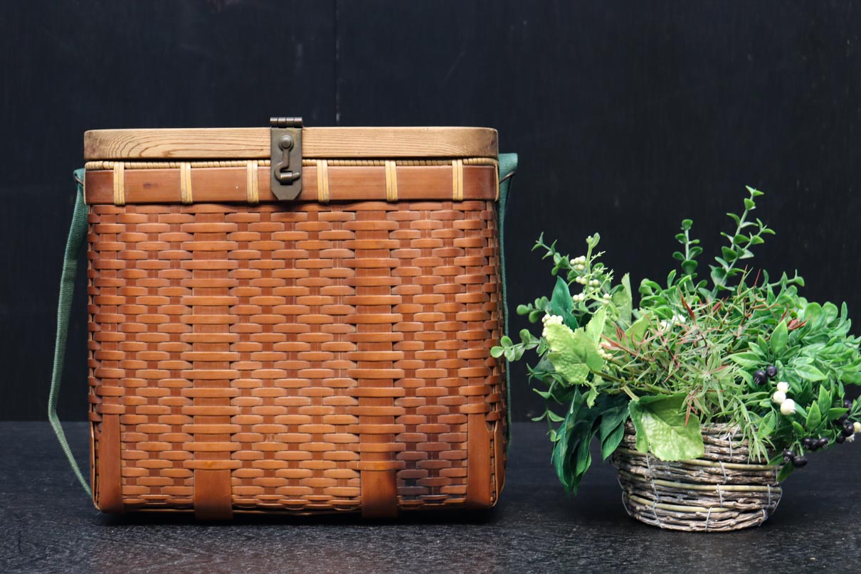 どっしりと安定感ある魚籠(びく) DC7055 – 古福庵 [ KOFUKUAN