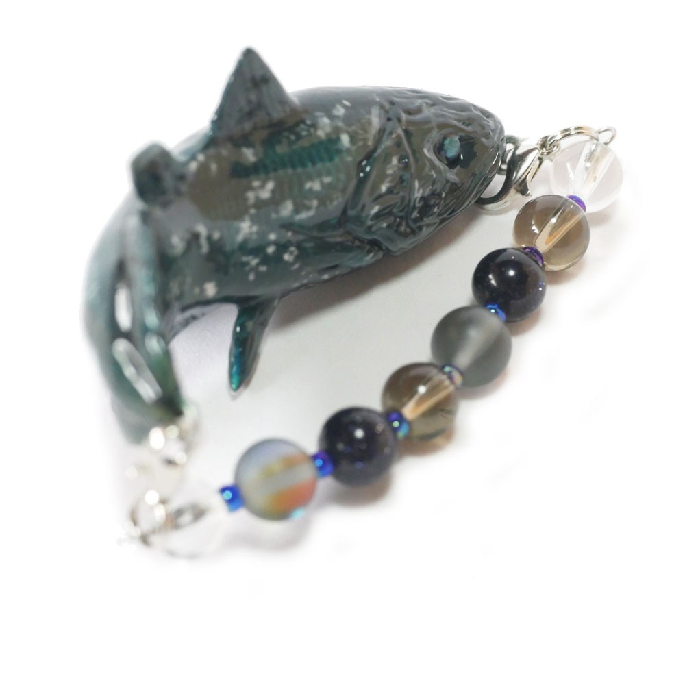 魚にまつわるハンドメイド雑貨｜フィッシュブレスレット・シーラカンス