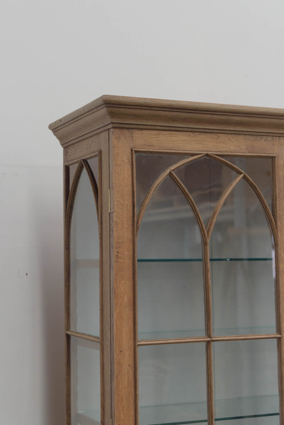 7252 glass cabinet | krank marcello