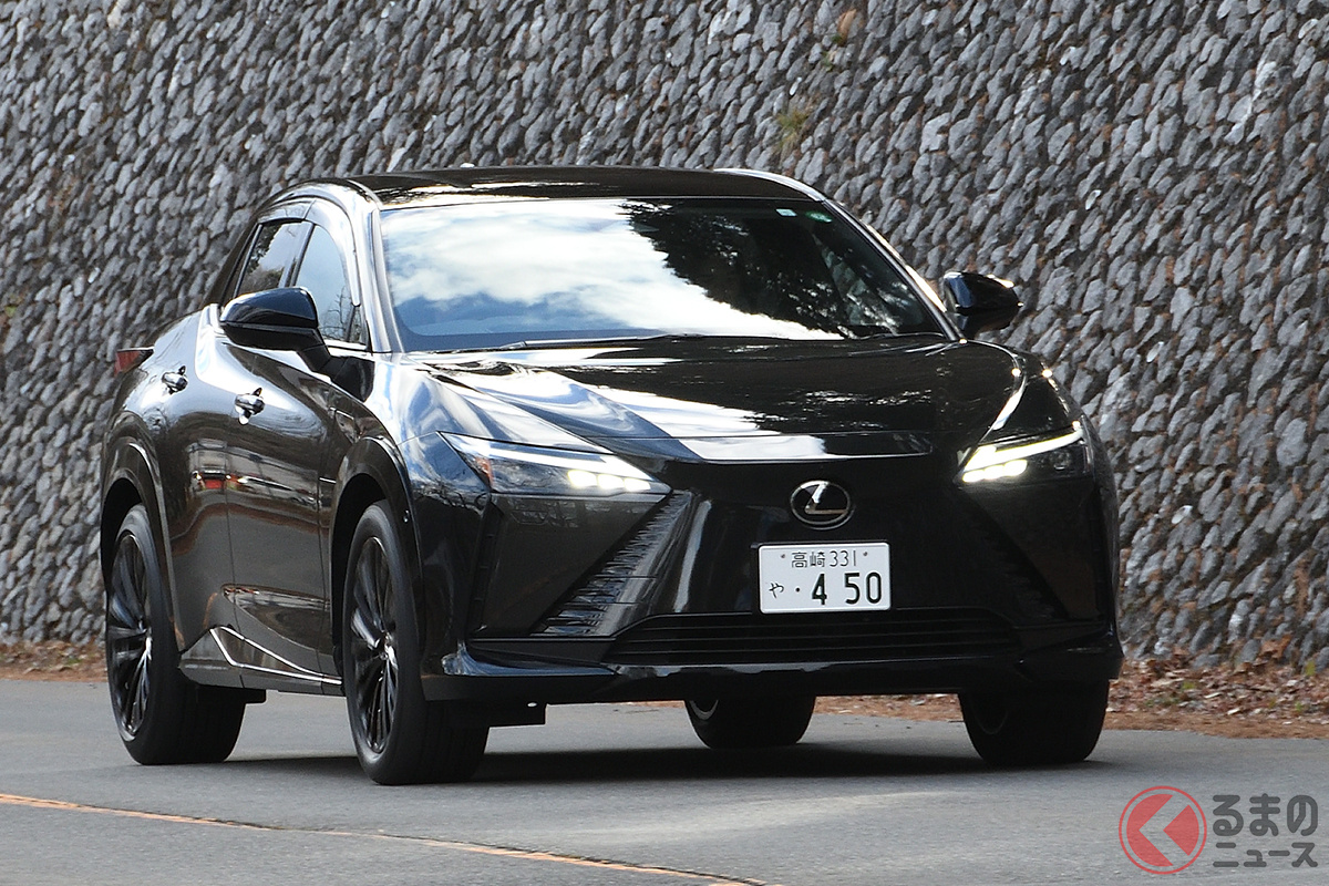 レクサスが斬新すぎる「異形ハンドル」市販化へ！ まるで飛行機の操縦