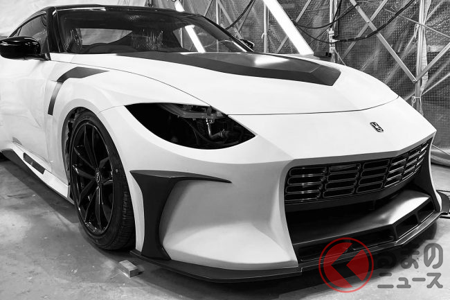 世界に先駆けて新型「フェアレディZ カスタム」お披露目!? ワイド