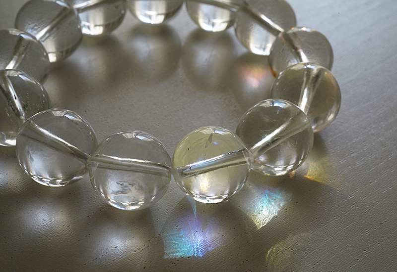 ガウリンシャンカール 慈愛溢れる聖石 虹の天然水晶 約14.2±0.3ミリ