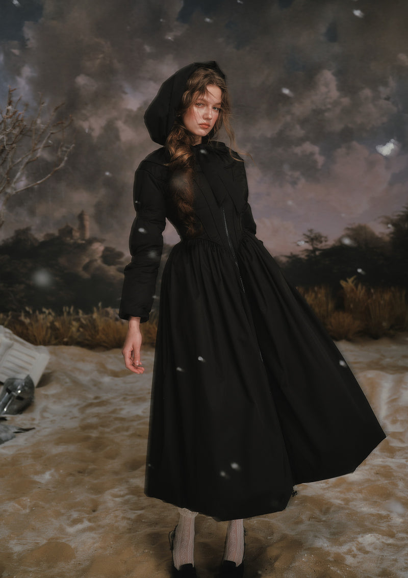 ブラック＆ホワイトウォリアーダウンコート（ブラック）