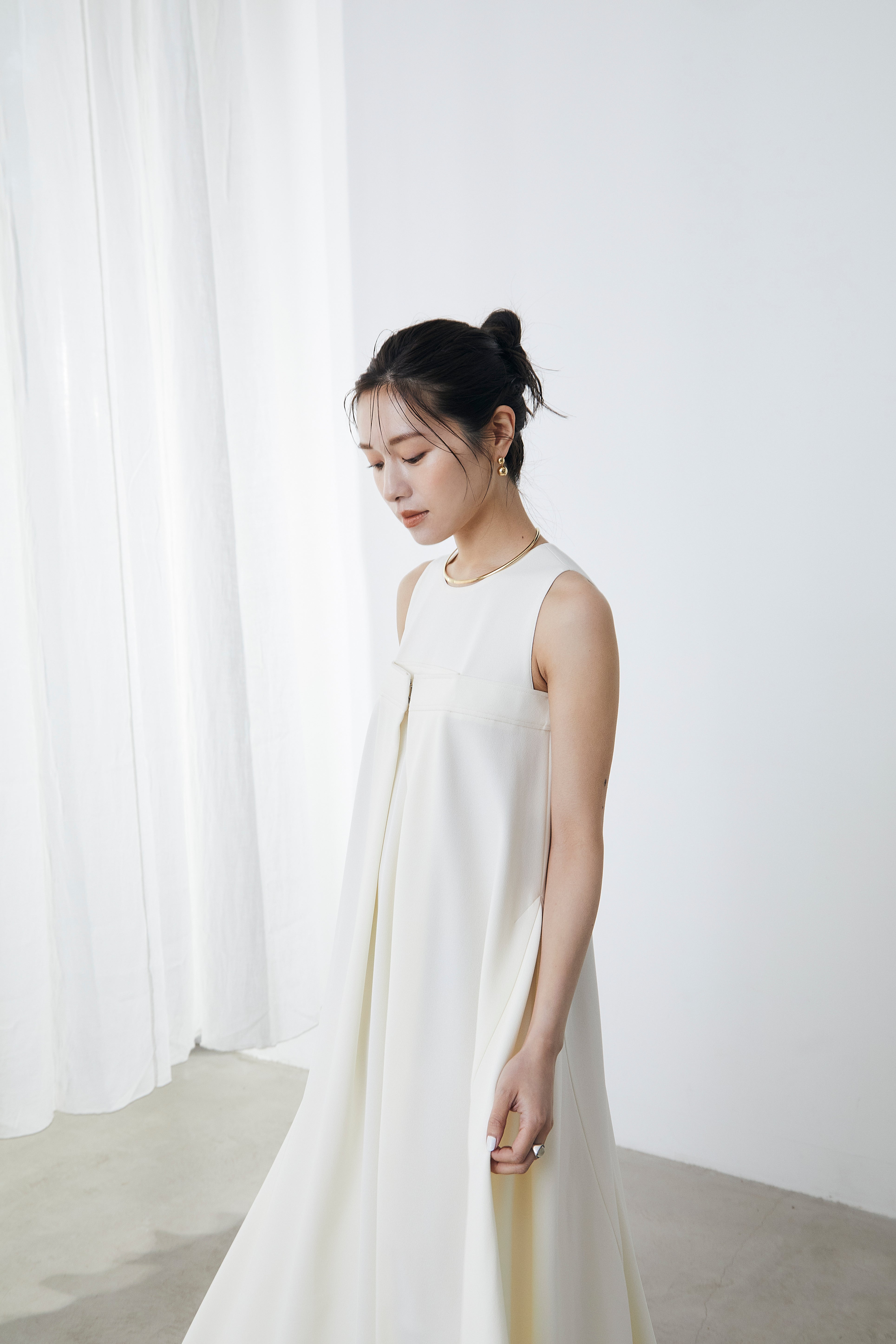 Front tuck flare Dress – L'AUBE BLANC