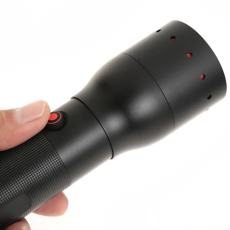 生産終了】Ledlenser P17 ｜フラッシュライト｜レッドレンザー公式
