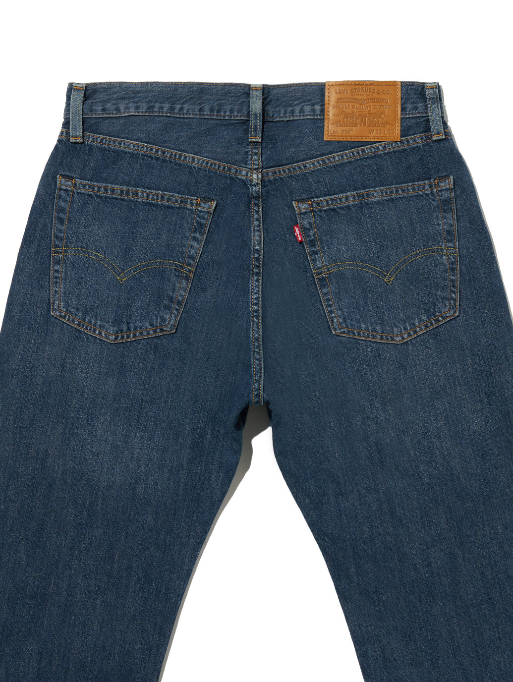 555™ リラックスストレート ジーンズ ミディアムインディゴ