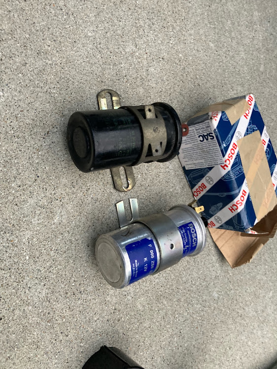 ジムニーのジムニー・JA11・デスビ交換・イグニッションコイル交換