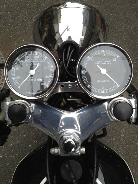 SR400 デイトナ 85φ メーターとミニメーターの試適 | HiTOSHI製作所